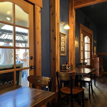 Bear Bear - Inside - Breakfast & Brunch Near Me - Leavenworth, Washington