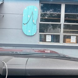 Salty Girls Beach Shop - Outside shop