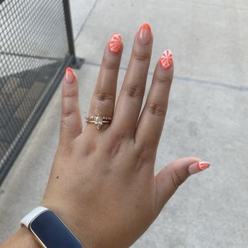 Highland Nails & Spa - Nail Salons Near Me - Austin, Texas