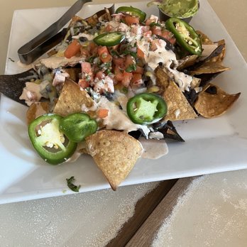 Comomango - Nachos - Mexican Near Me - Madison, Connecticut Comomango - Nachos - Mexican Near Me - Madison, Connecticut