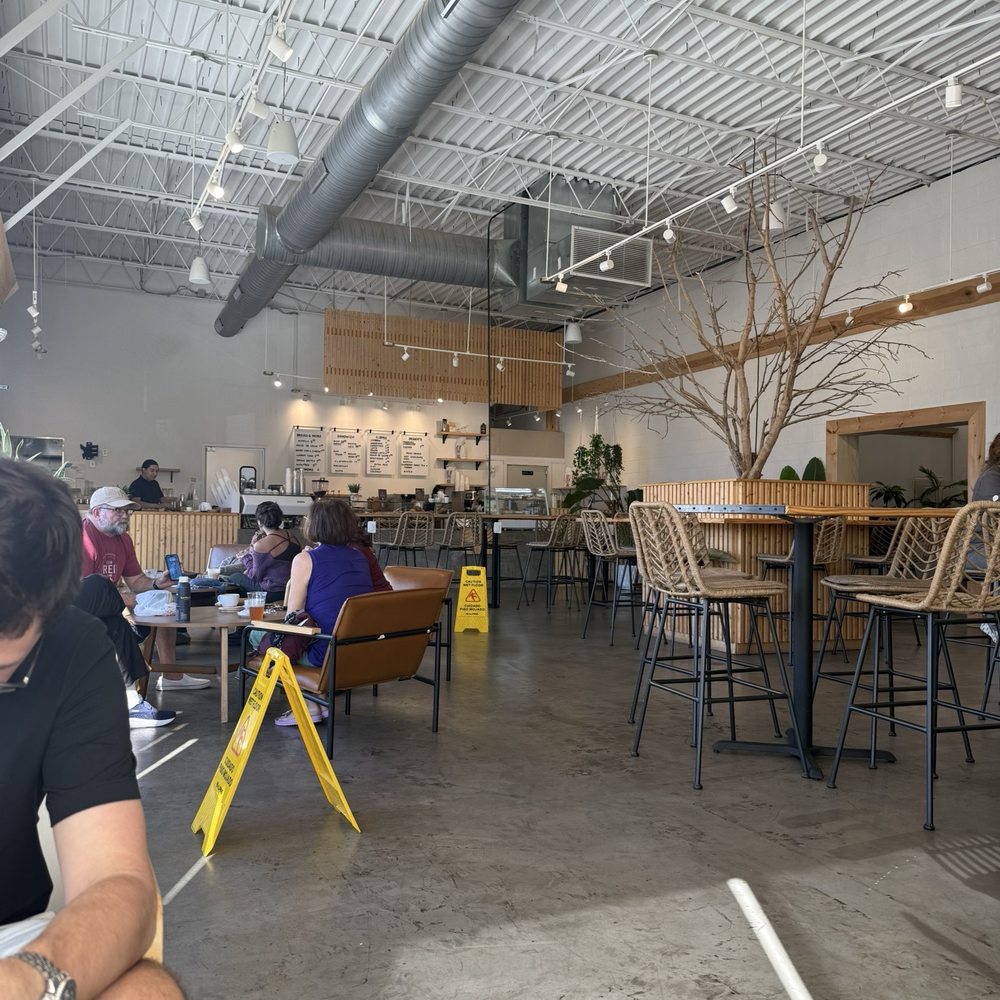 Sumaq Coffee - Indoor - Coffee & Tea Near Me - Charlotte, North Carolina Sumaq Coffee - Indoor - Coffee & Tea Near Me - Charlotte, North Carolina