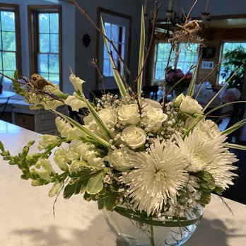 Austins Florist & Gifts - Notice the two sparrows on branches. His Eye is on the Sparrow was played at the funeral. - Florists Near Me - Freeland, Michigan