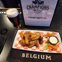 Champions Pub - Thai chili wings