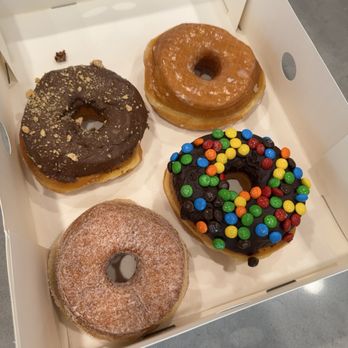 Randy’s Donuts - Coffee & Tea Near Me - San Diego, California Randy’s Donuts - Coffee & Tea Near Me - San Diego, California