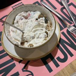 Brunch - Yogurt and granola