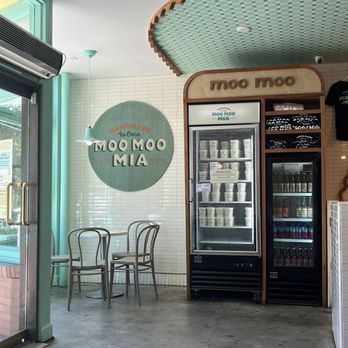 Moo Moo Mia - Ice Cream & Frozen Yogurt Near Me - Monrovia, California