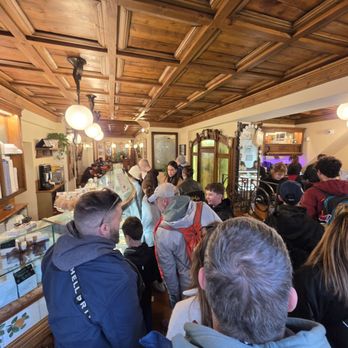 Vivoli - Ice Cream & Frozen Yogurt Near Me - Florence, FI