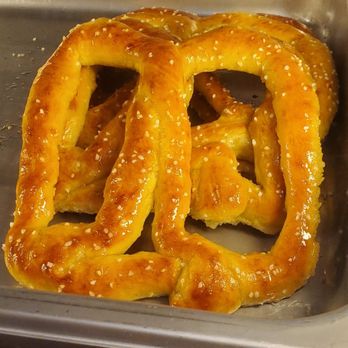 Fox Meadows Creamery - One of the most amazing pretzels I've ever had. - Ice Cream & Frozen Yogurt Near Me - Leola, Pennsylvania