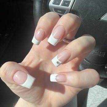 Jenny Nails - Nail Salons Near Me - Bloomfield, New Jersey