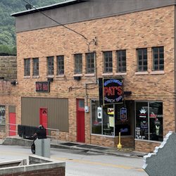 Pat's Snack Bar - Pats Place Snack Bar