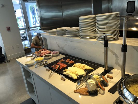 Donna Mare Italian Chophouse by null