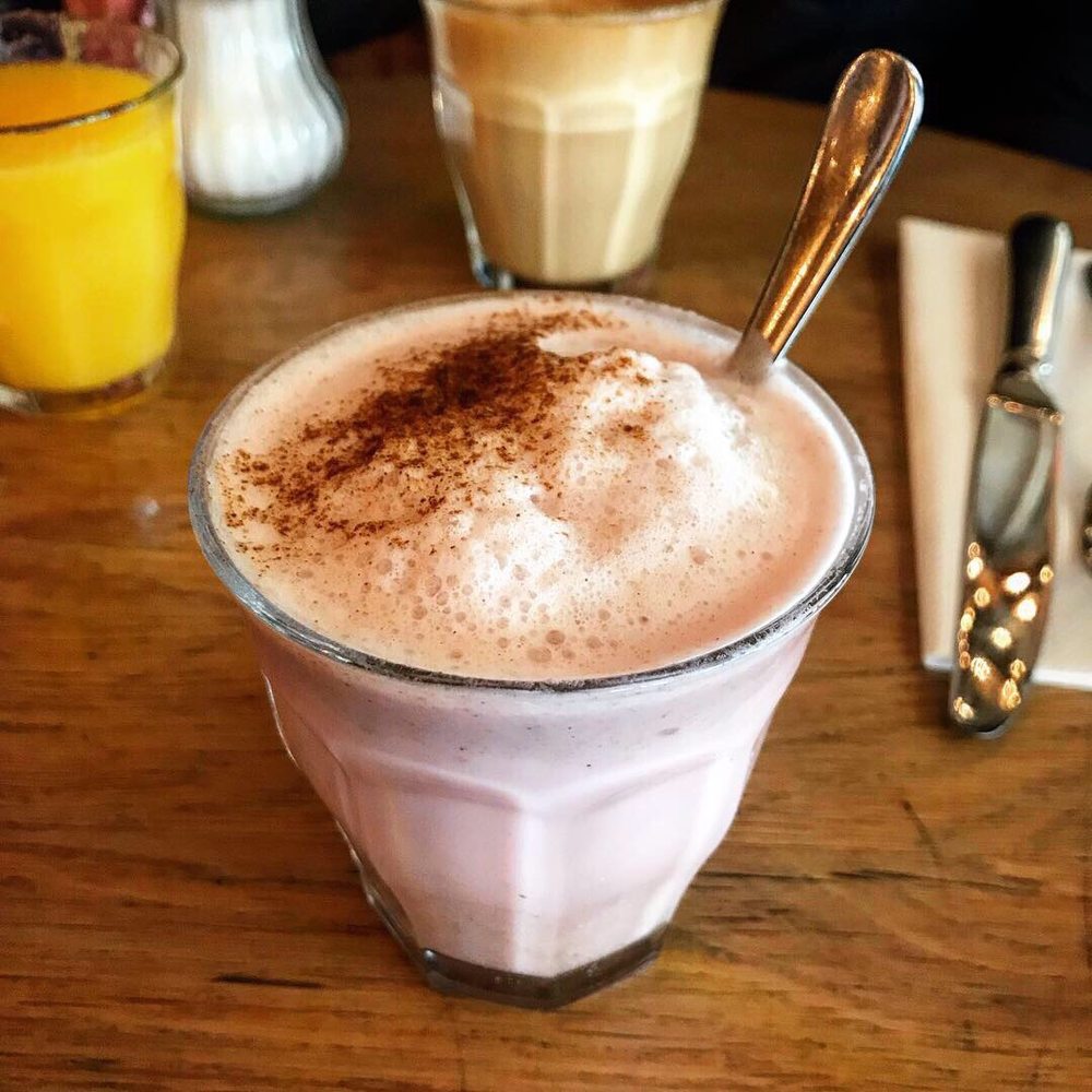 Café Bohème - Beet latte - French Near Me - Paris, 75 Café Bohème - Beet latte - French Near Me - Paris, 75