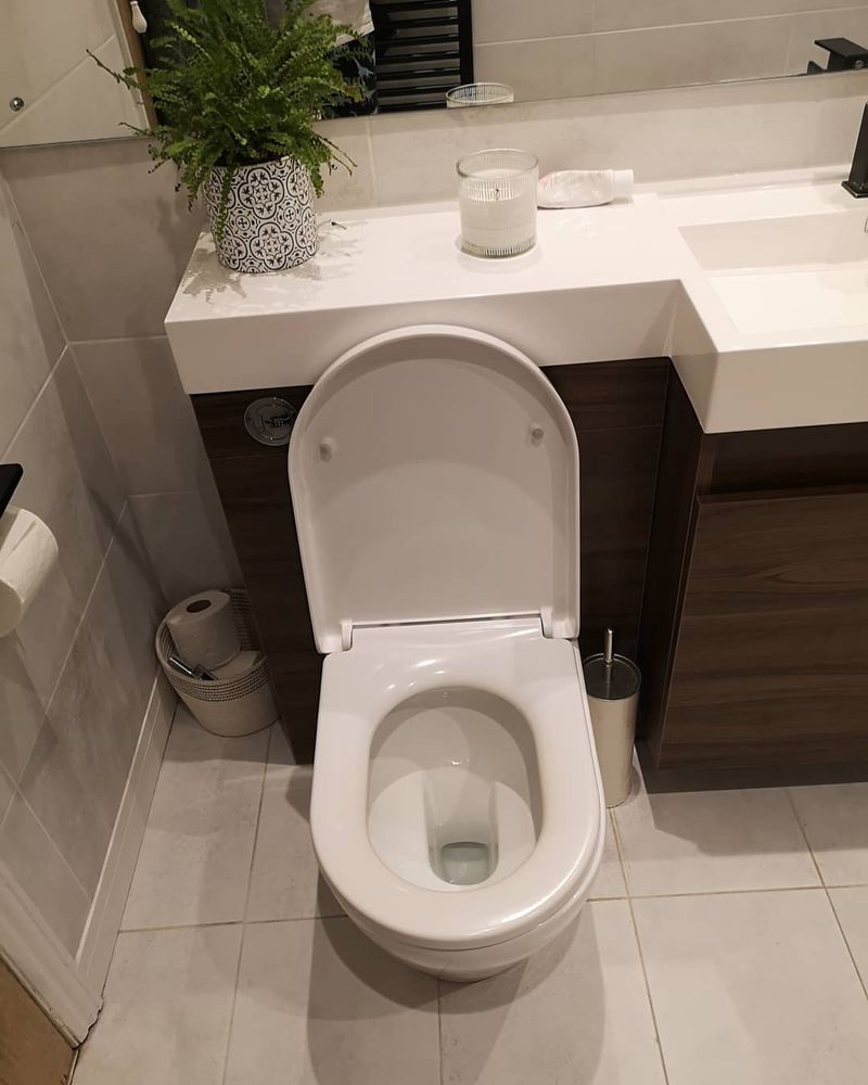 Slide of Headline Plumbing Service