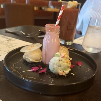 Masons Steakhouse - Cereal ice cream with strawberry milk - Steakhouses Near Me - Quincy, Massachusetts