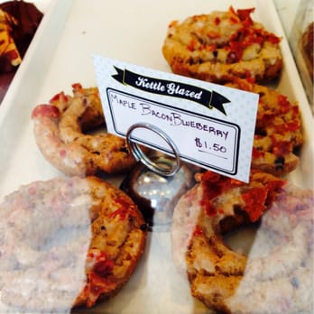 Kettle Glazed Doughnuts - Bacon in my tummy!! - Donuts Near Me - Hollywood, California