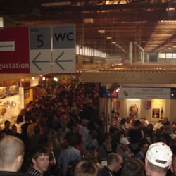 Olma - Even more packed inside the wine exhibition hall