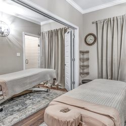 White Elm Day Spa: Wellness Center & Retreat