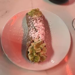 Pistachio Cannoli