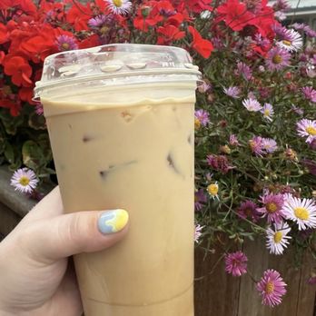 Mojo's Village Cafe - Coffee & Tea Near Me - Cambria, California Mojo's Village Cafe - Coffee & Tea Near Me - Cambria, California