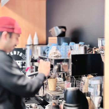 Cento Coffee - Barista making a cup of coffee - Coffee & Tea Near Me - San Francisco, California Cento Coffee - Barista making a cup of coffee - Coffee & Tea Near Me - San Francisco, California