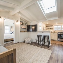 Molly's Rentals
