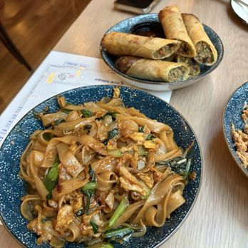 Gai Noi - Desserts Near Me - Minneapolis, Minnesota