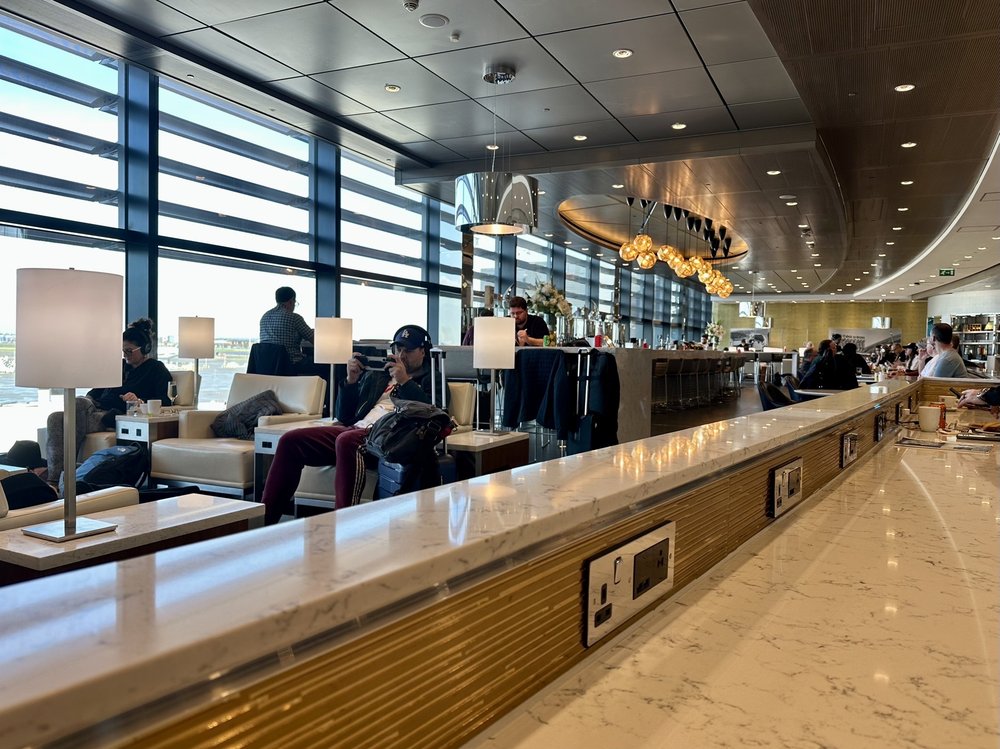 UNITED GLOBAL FIRST LOUNGE 98 Photos & 30 Reviews Terminal 2