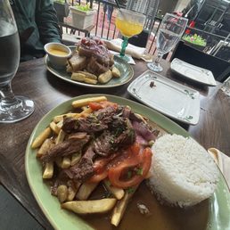 steak lomo saltado Chicharron Con Yuca