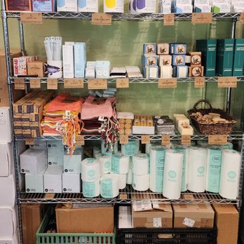 Salmonberry Green Grocer - (10/5/24) - Organic Stores Near Me - Seattle, Washington