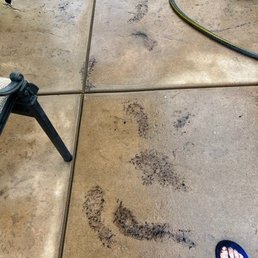 This is what happens every time it is wet. This is what happens every time it is wet.