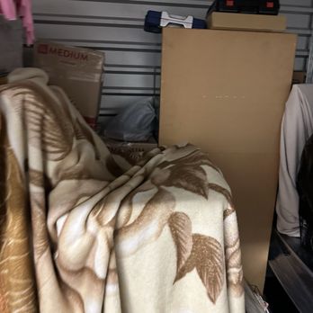 Signal Hill Self Storage - Missing box  them when I asked the boy looked guilty - Self Storage Near Me - Signal Hill, California
