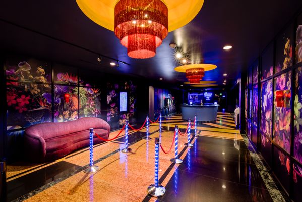 Sapphire Las Vegas Gentlemen's Club by null