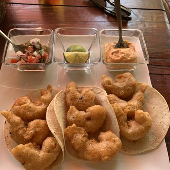 19.5 Km Restaurant - Shrimp tacos - Seafood Near Me - Cancún, ROO