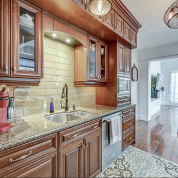 Julianne Budd - RE/MAX Realty Services - Now this is a kitchen you can be proud to create from right here. - Real Estate Agents Near Me - Brampton, Ontario Julianne Budd - RE/MAX Realty Services - Now this is a kitchen you can be proud to create from right here. - Real Estate Agents Near Me - Brampton, Ontario