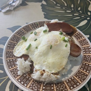 808 Grindz Cafe - Spam Loco Moco - Cafes Near Me - Lahaina, Hawaii 808 Grindz Cafe - Spam Loco Moco - Cafes Near Me - Lahaina, Hawaii