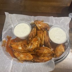 Sidelines Bar And Grill - Wings