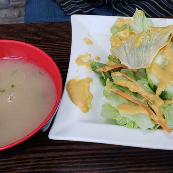 Temaki Sushi Bar - Sushi Bars Near Me - Media, Pennsylvania Temaki Sushi Bar - Sushi Bars Near Me - Media, Pennsylvania