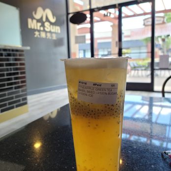 Mr Sun Tea - Pineapple Green Tea Basil Seed - Bubble Tea Near Me - Sacramento, California