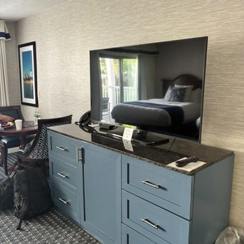 Hyannis Harbor Hotel - Hotels Near Me - Hyannis, Massachusetts Hyannis Harbor Hotel - Hotels Near Me - Hyannis, Massachusetts