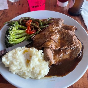 Parkside Grille - Roast Beef Dinner - New American Near Me - Wildwood, Missouri Parkside Grille - Roast Beef Dinner - New American Near Me - Wildwood, Missouri