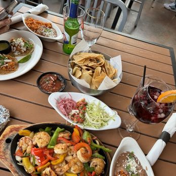 Santo Cantina & Cocina - Shrimp fajitas and Mexican street tacos - Mexican Near Me - Avondale Estates, Georgia Santo Cantina & Cocina - Shrimp fajitas and Mexican street tacos - Mexican Near Me - Avondale Estates, Georgia