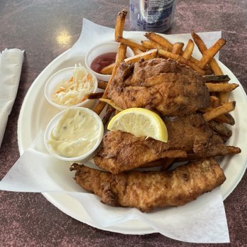 Ed's Take Out - 3 piece light batter fish and chips - American Near Me - Digby, Nova Scotia
