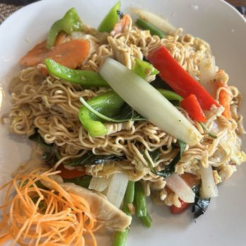 Baylee Thai Cuisine - Pad Mee with chicken $15 - Thai Near Me - Cranston, Rhode Island