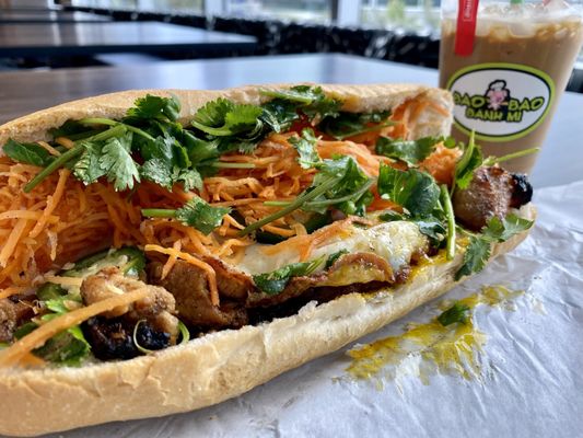 Bao Bao Banh Mi by null