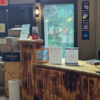 Lodge By The Blue - Front Lobby - Hotels Near Me - Breckenridge, Colorado