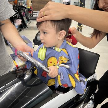Bubble Cuts - Kids Hair Salons Near Me - Los Angeles, California Bubble Cuts - Kids Hair Salons Near Me - Los Angeles, California