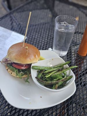 The Nook on Piedmont Park by null