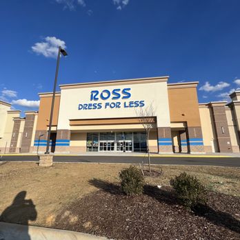 Ross Dress For Less - 2-11-2022 - Accessories Near Me - Oak Ridge, Tennessee Ross Dress For Less - 2-11-2022 - Accessories Near Me - Oak Ridge, Tennessee