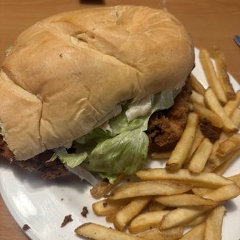 Granbury Pancake House - Chicken sandwich with fries - Pancakes Near Me - Granbury, Texas Granbury Pancake House - Chicken sandwich with fries - Pancakes Near Me - Granbury, Texas