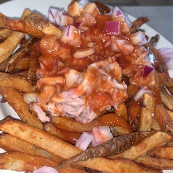 Fizzlestix - Bbq fries - American Near Me - Massillon, Ohio